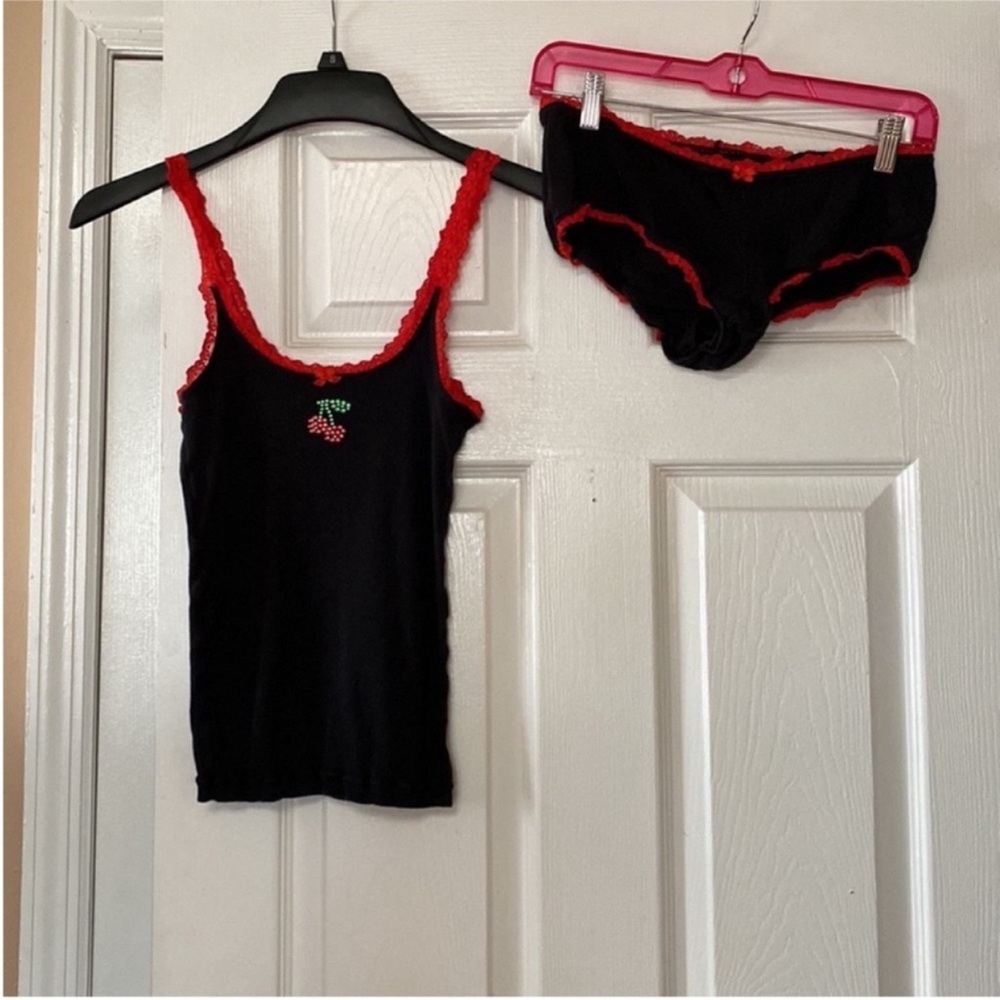 VTG Y2K Betsey Johnson Cherry Black Red Cotton Tank Boy Short Set